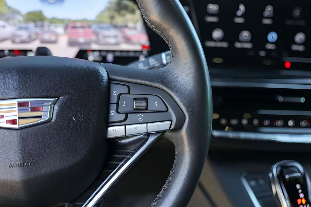 Used 2023 White Cadillac Sport image 13