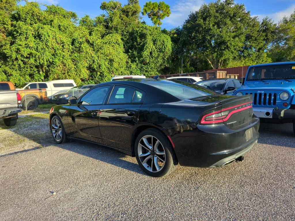 Used 2016 Black Dodge R/T image 4
