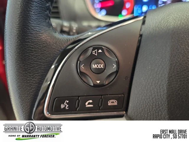 Used 2025 Red Mitsubishi SE image 32
