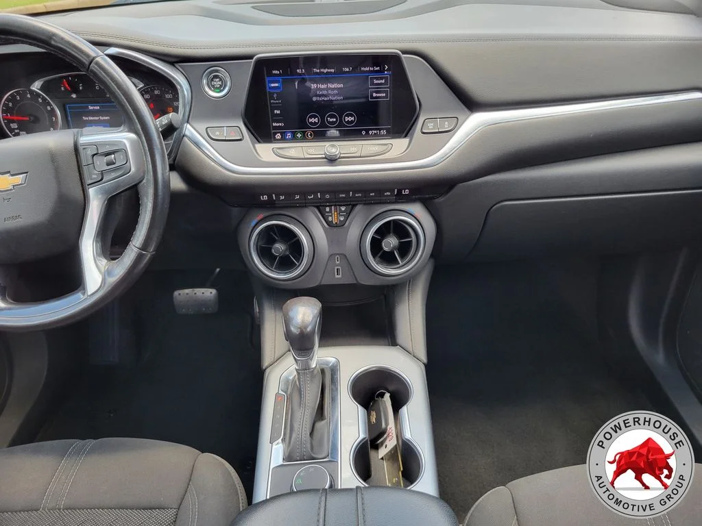 Used 2020 White Chevrolet LT image 19