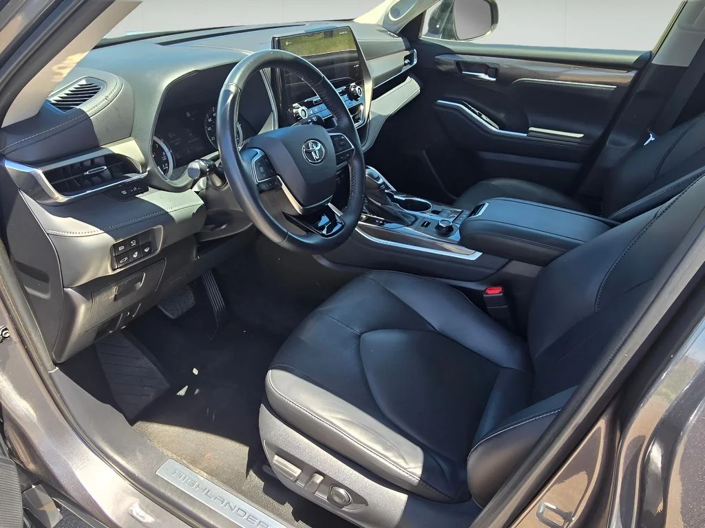 Used 2021 Magnetic Gray Metallic Toyota Limited image 16
