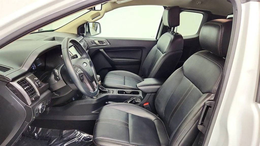 Used 2021 Oxford White Ford LARIAT 4WD SuperCab 6