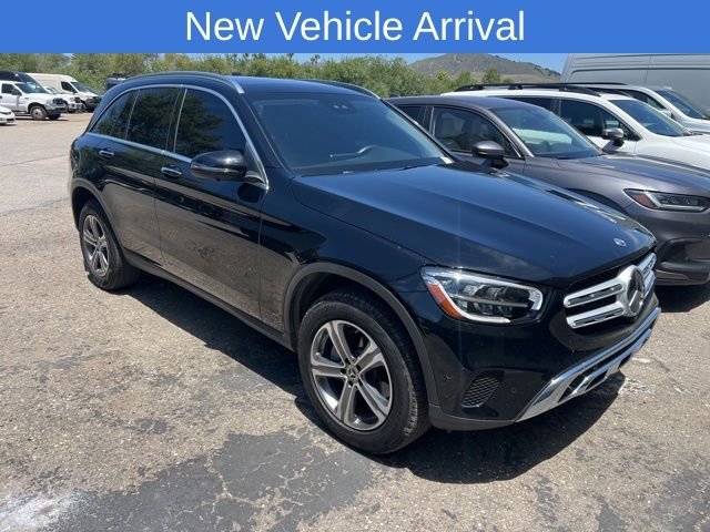 2022 Mercedes-Benz GLC GLC 300's photo