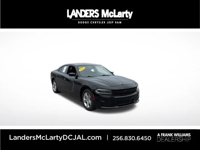 Used 2023 Black Dodge SXT image 1