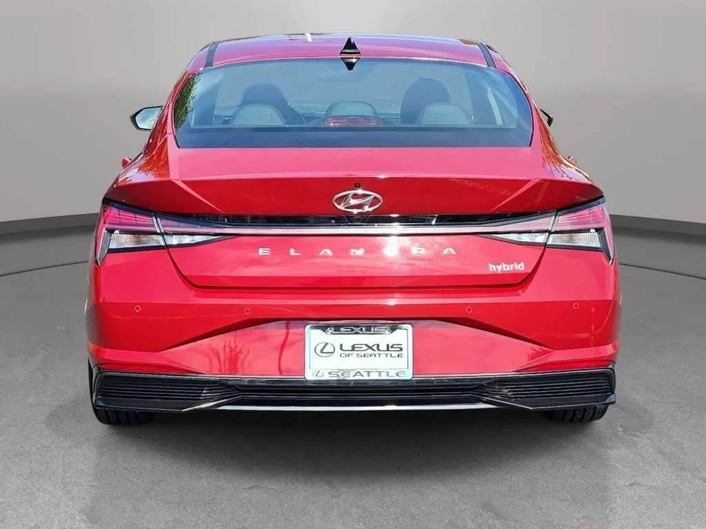 Used 2022 Red Hyundai Limited image 7