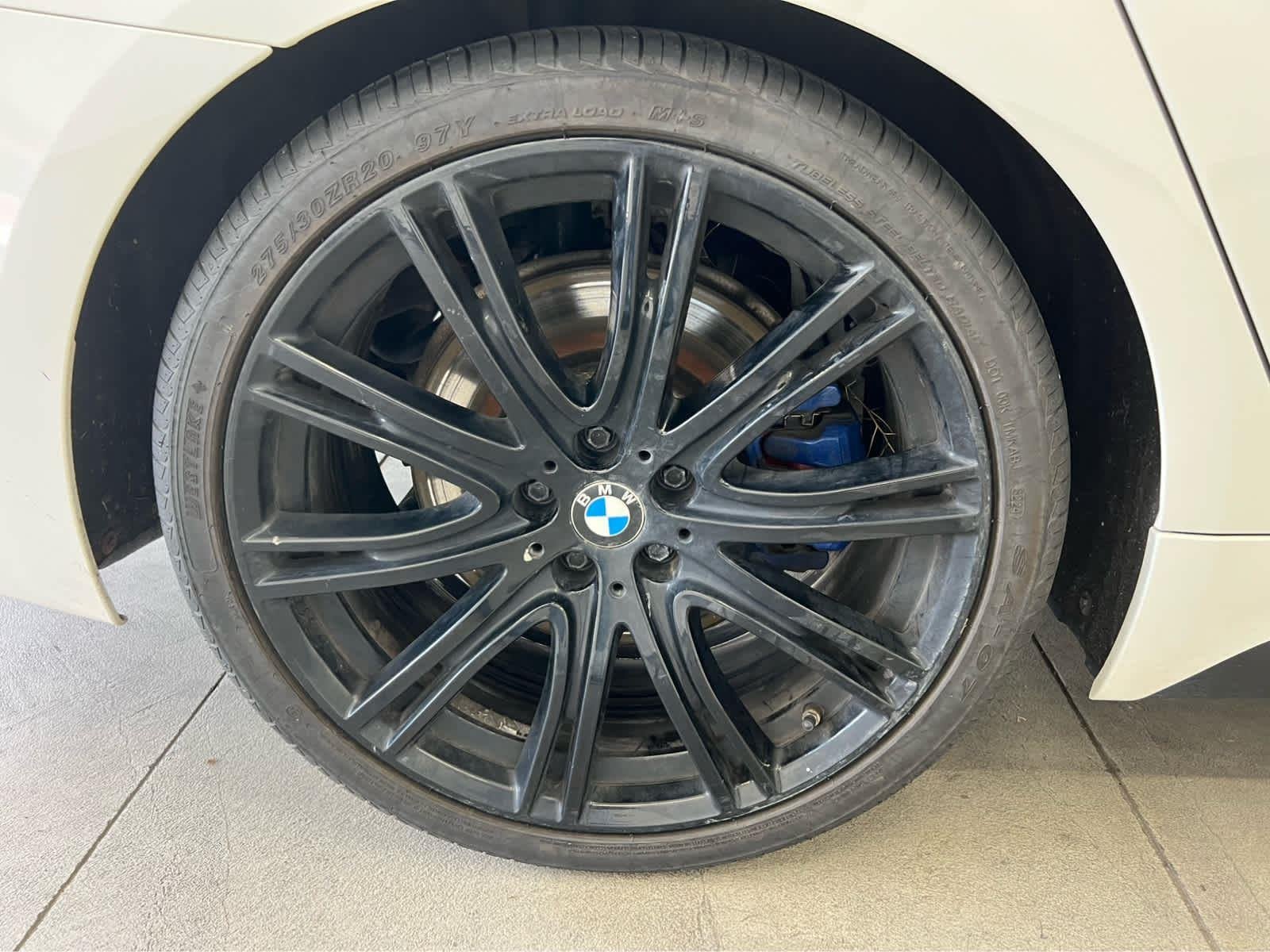 2018 BMW 5 Series M550i - Photo 9