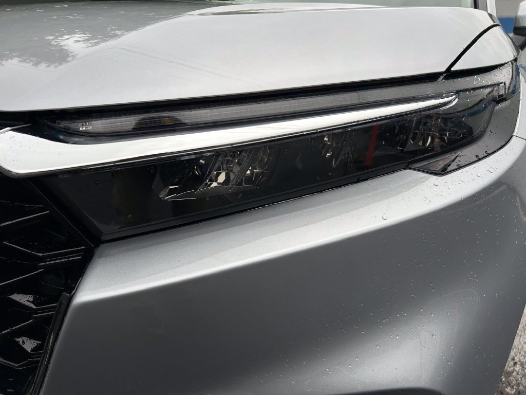 New 2027 Solar Silver Metallic Honda EX-L image 9