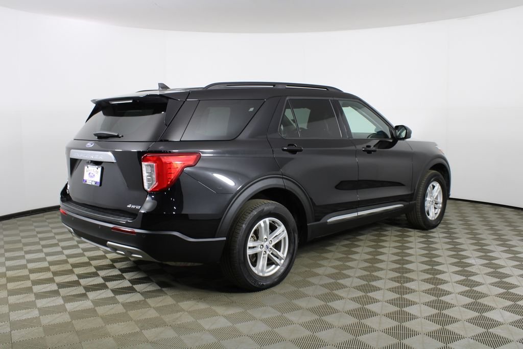 Used 2023 Black Ford XLT image 5