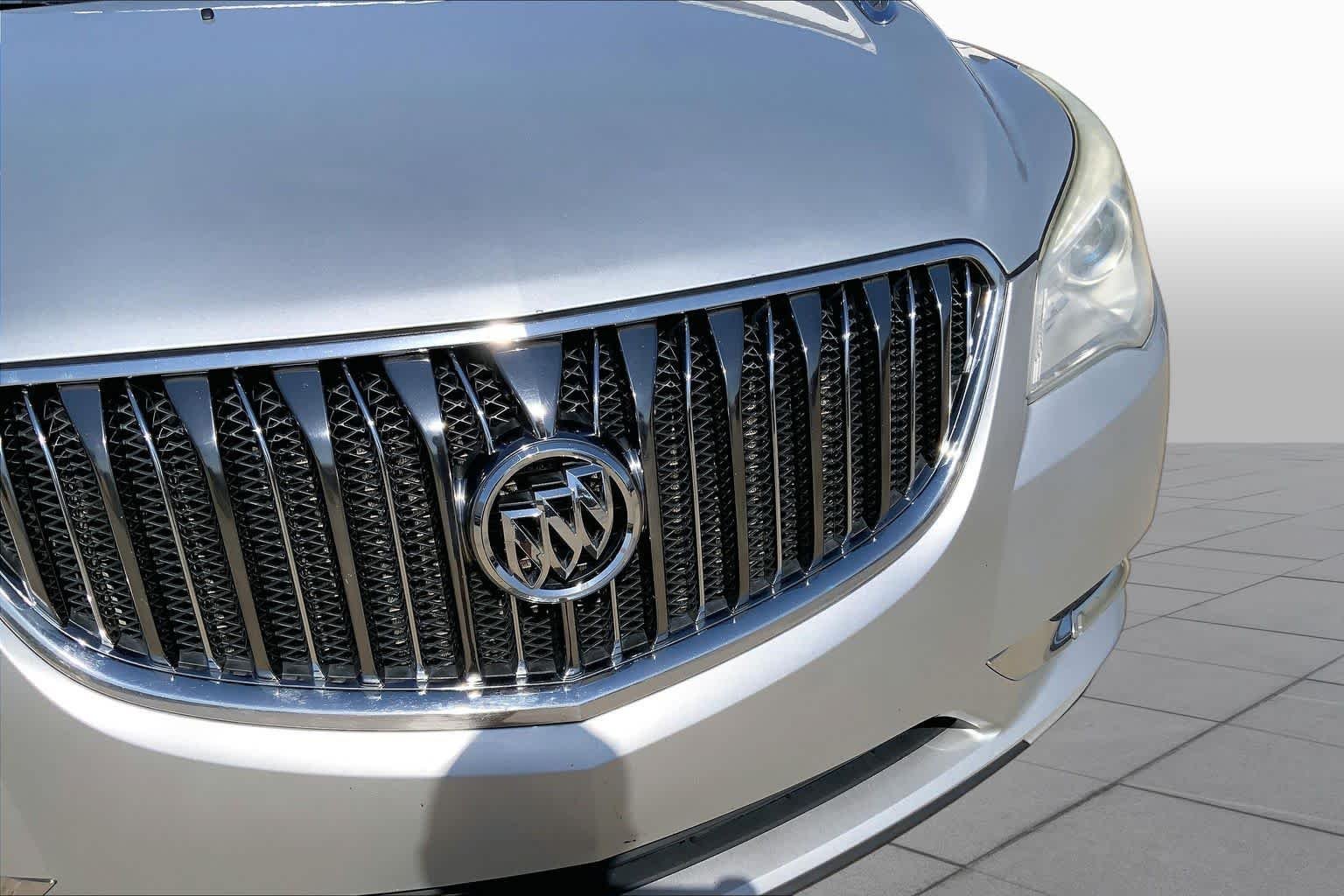 Used 2015 Quicksilver Metallic Buick Premium image 29