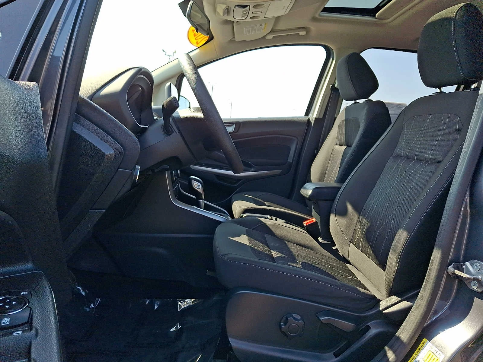 Used 2021 Smoke Metallic Ford SE image 13