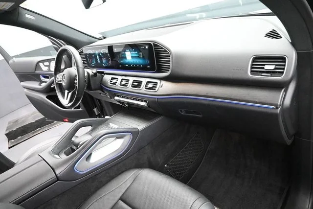 Used 2021 Black Mercedes-Benz GLE 350 image 30