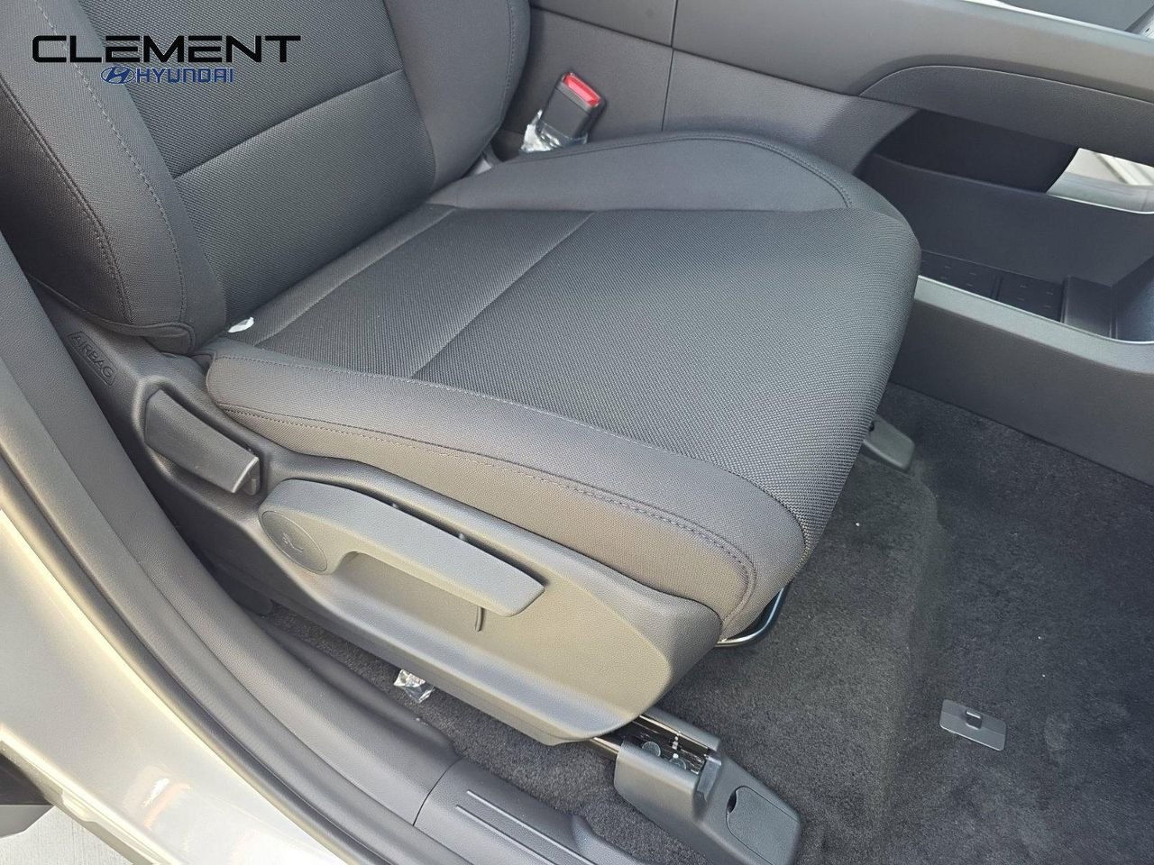 New 2026 Silver Hyundai SE image 30
