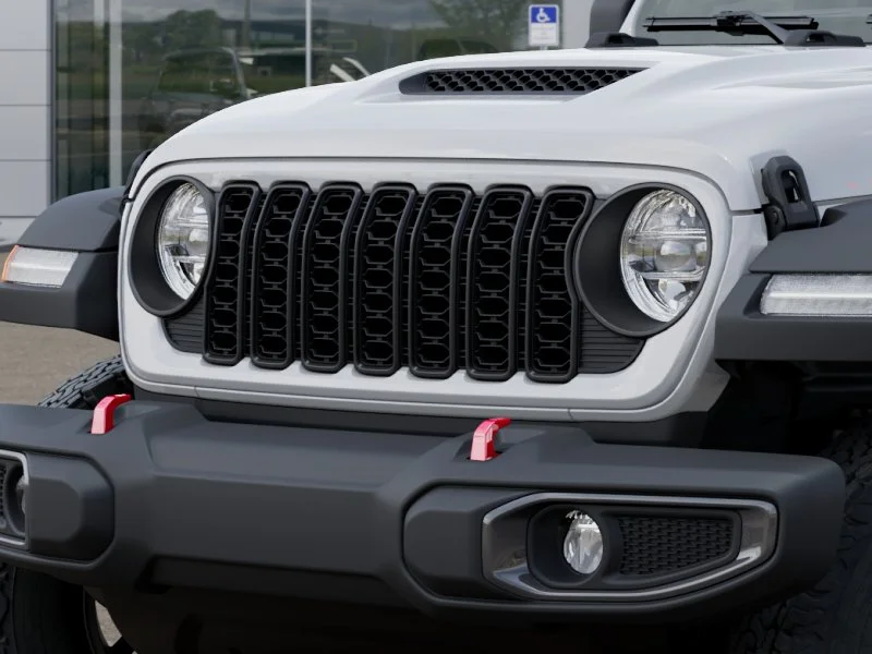 New 2026 Bright White Clear-Coat Exterior Paint Jeep Rubicon image 11