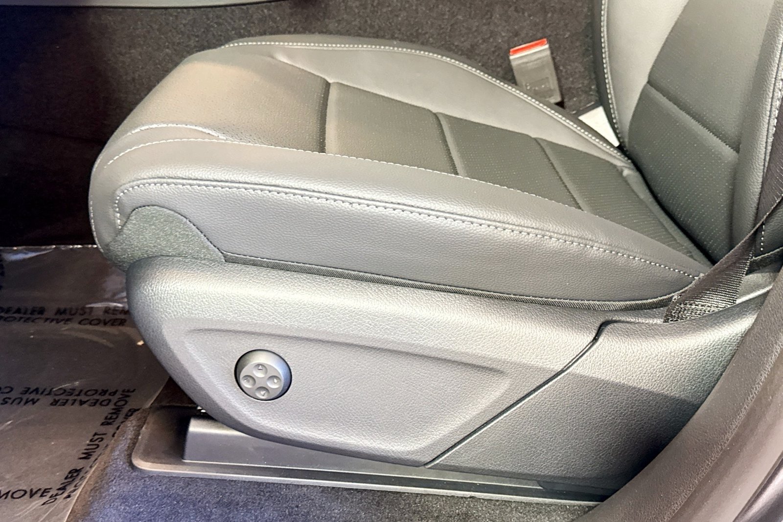 New 2026 Selenite Grey Metallic Mercedes-Benz GLS 450 image 17