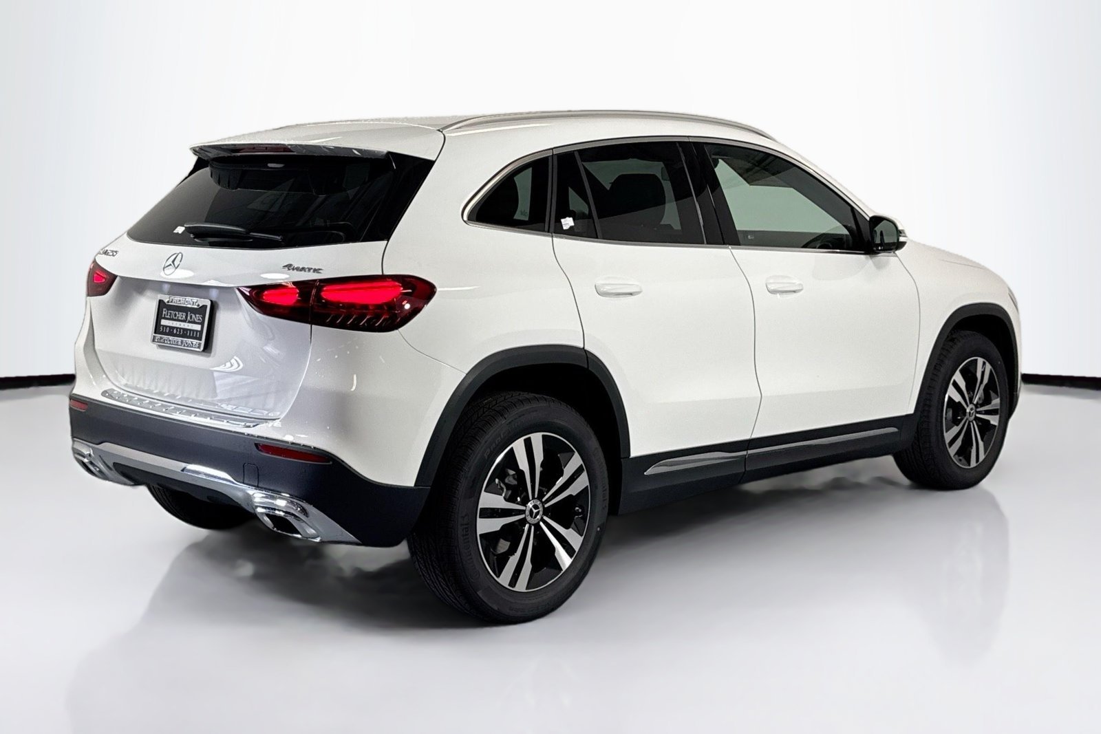 New 2026 Polar White Mercedes-Benz GLA 250 image 5