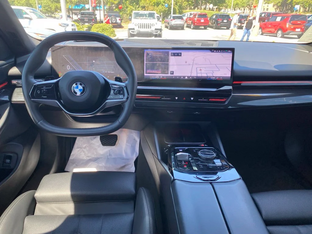 Used 2024 Gray BMW 530i xDrive image 7