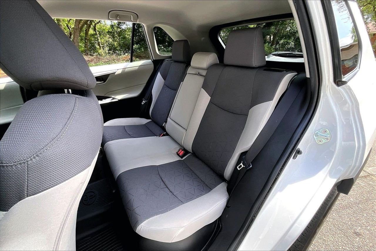 Used 2024 White Toyota XLE image 19