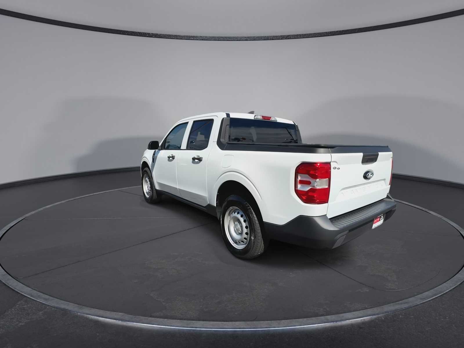 Used 2025 Oxford White Ford XL image 6