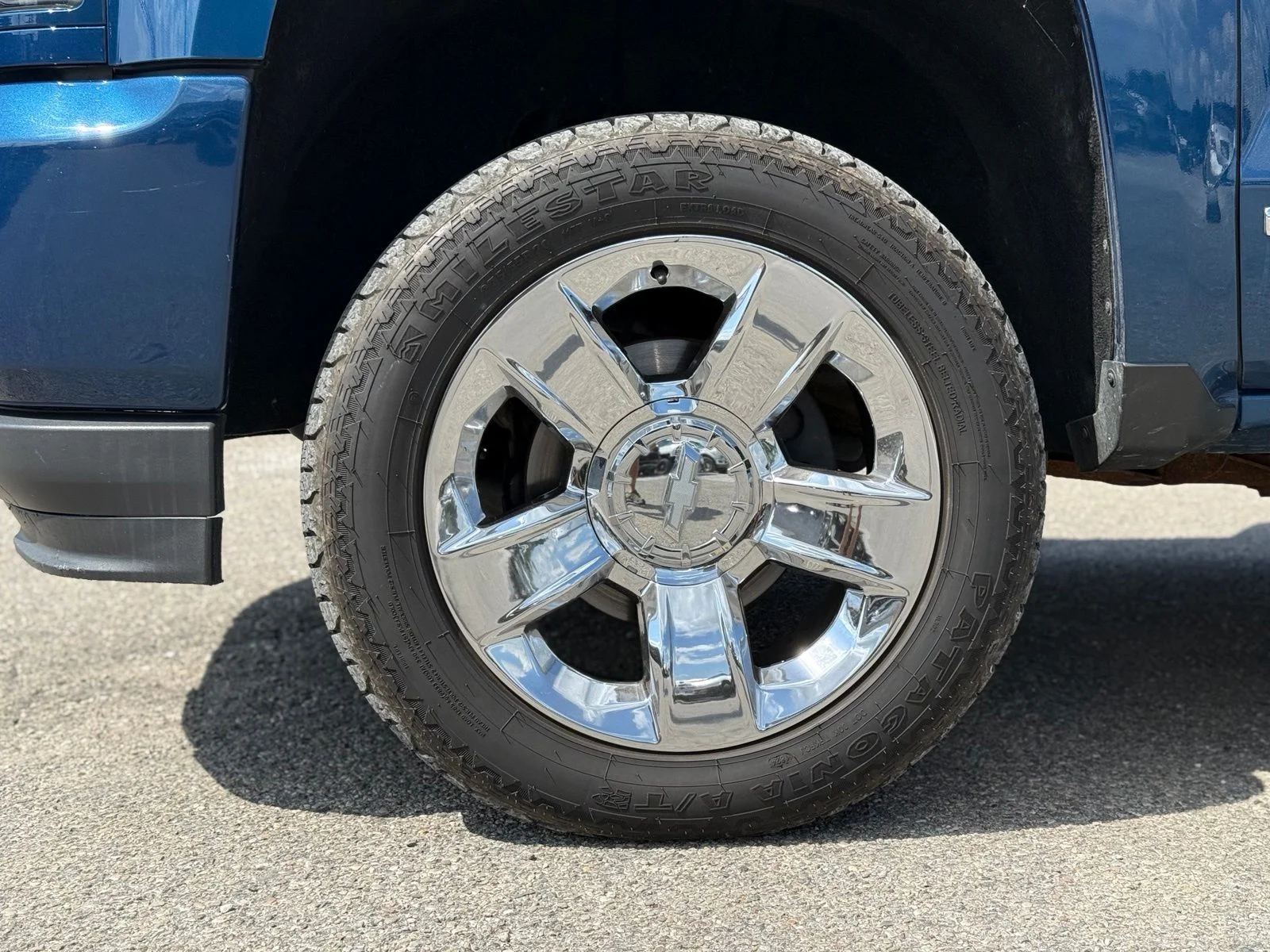Used 2018 Blue Chevrolet LTZ image 6