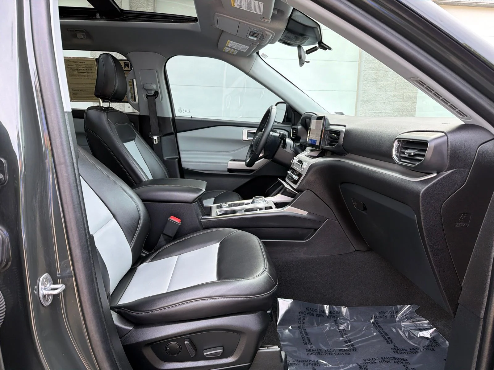 Used 2024 Green Ford XLT image 26