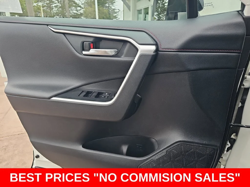 Used 2020 White Toyota TRD Off Road image 27