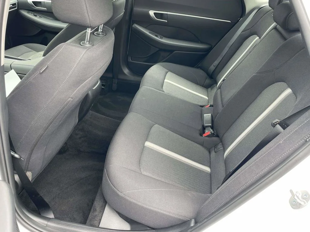 Certified Used 2026 White Hyundai SEL Sport image 10