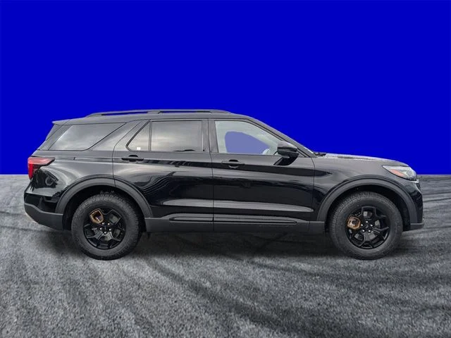 New 2026 Agate Black Metallic Ford Tremor® image 3