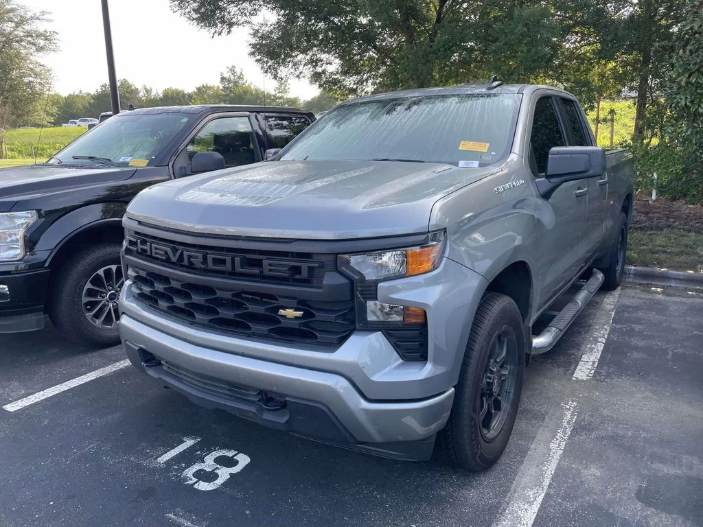 Used 2025 Sterling Gray Metallic Chevrolet Custom image 3