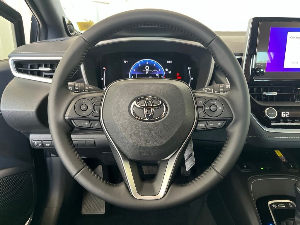 New 2026 Magnetic Gray Metallic with Midnight Black Metallic roof Toyota XSE image 5