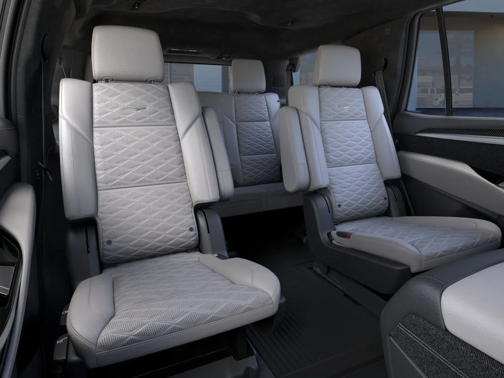 2026 Cadillac Escalade V-Series - Photo 17