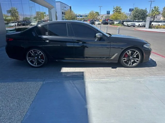 Used 2021 Black BMW M550i xDrive image 4