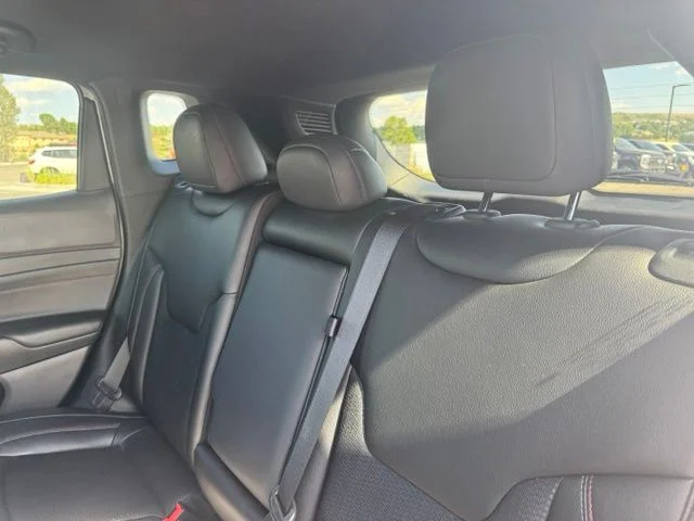 Used 2024 Silver Jeep Trailhawk image 20