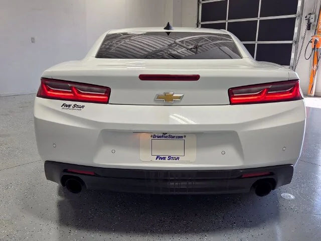Used 2016 White Chevrolet 2LT image 5