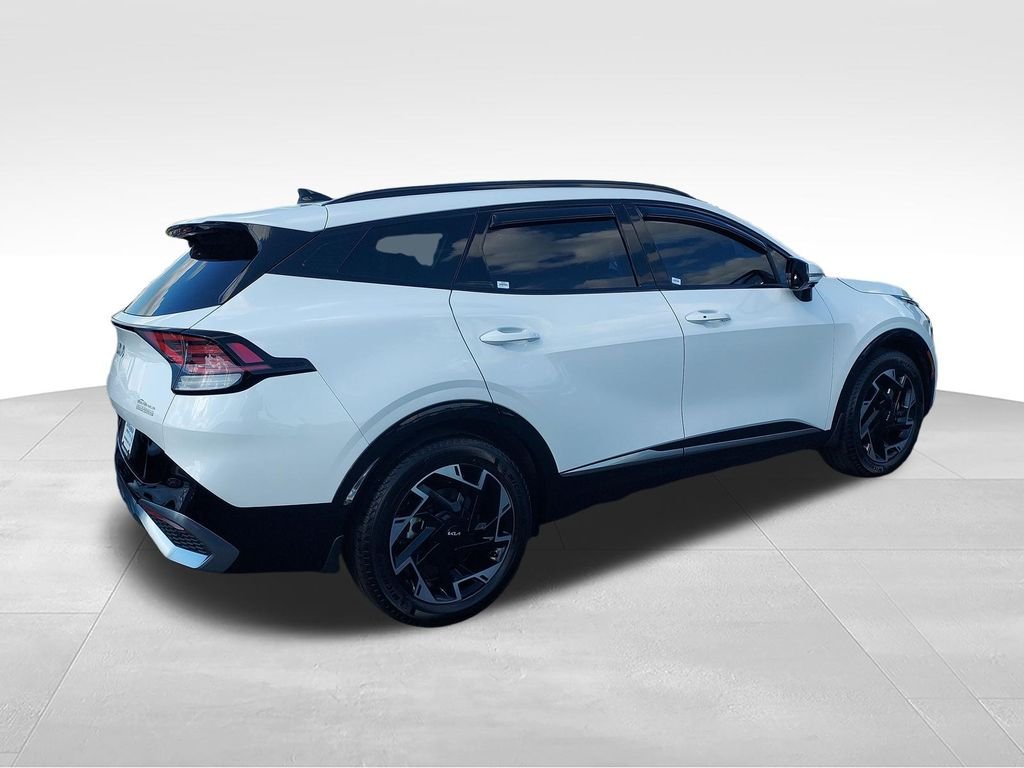 Used 2024 White Kia SX-Prestige image 5