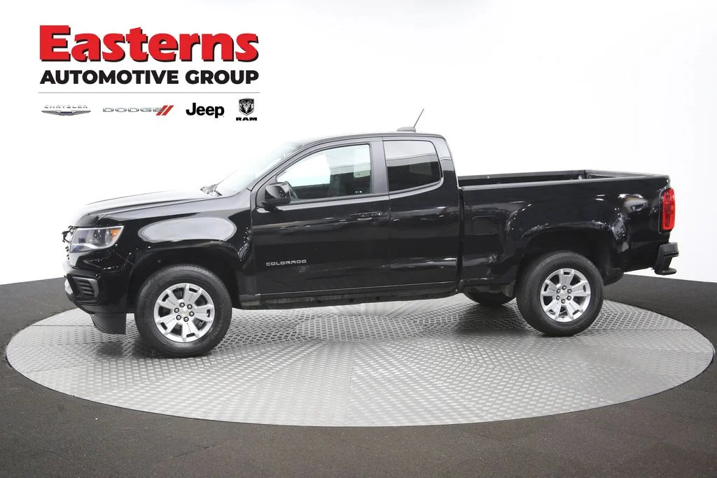 Used 2022 Black Chevrolet LT image 41