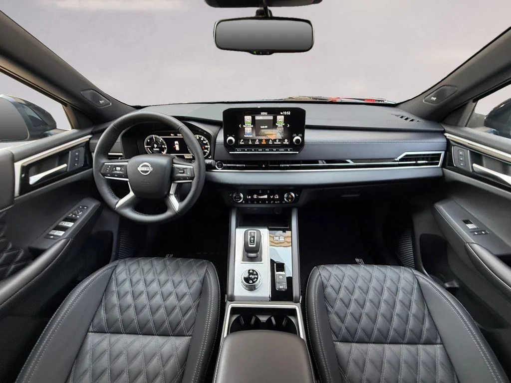 New 2026 Black Nissan Platinum image 12