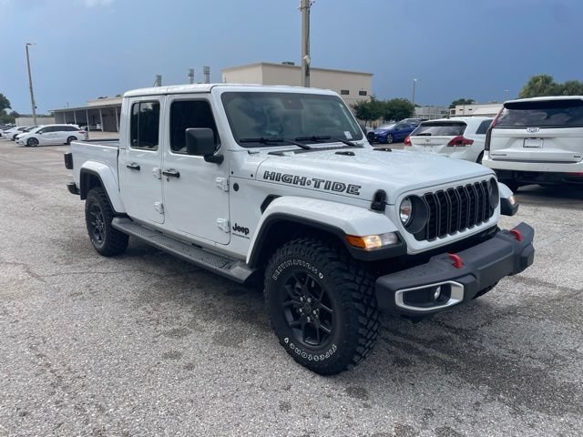 Used 2025 Bright White Clearcoat Jeep High Tide image 1
