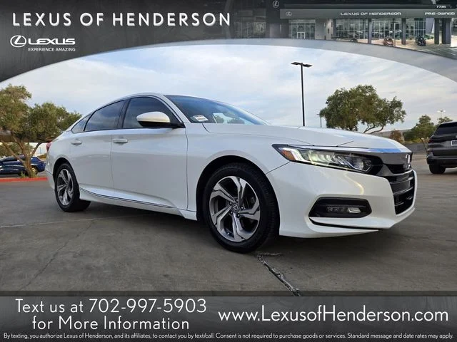 Used 2018 White Honda EX image 1