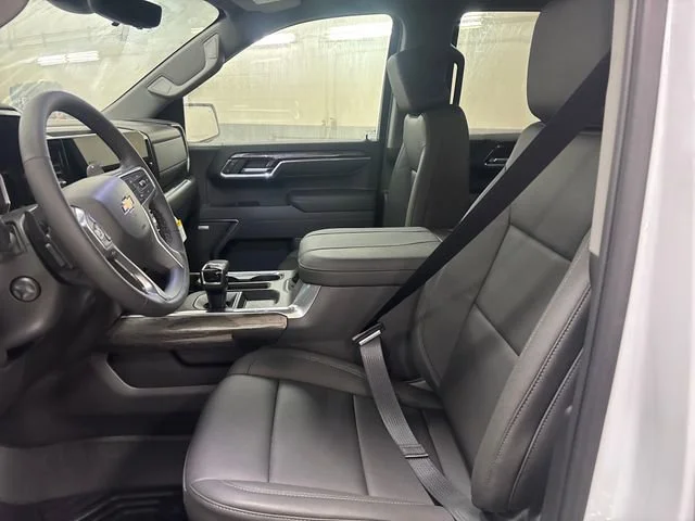 2026 Chevrolet Silverado 1500 LTZ - Photo 10
