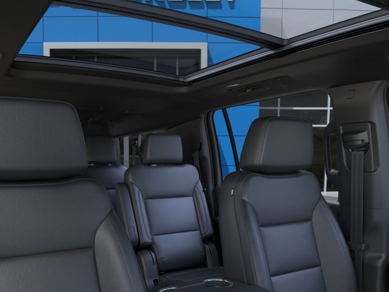 2026 Chevrolet Suburban Z71 - Photo 25