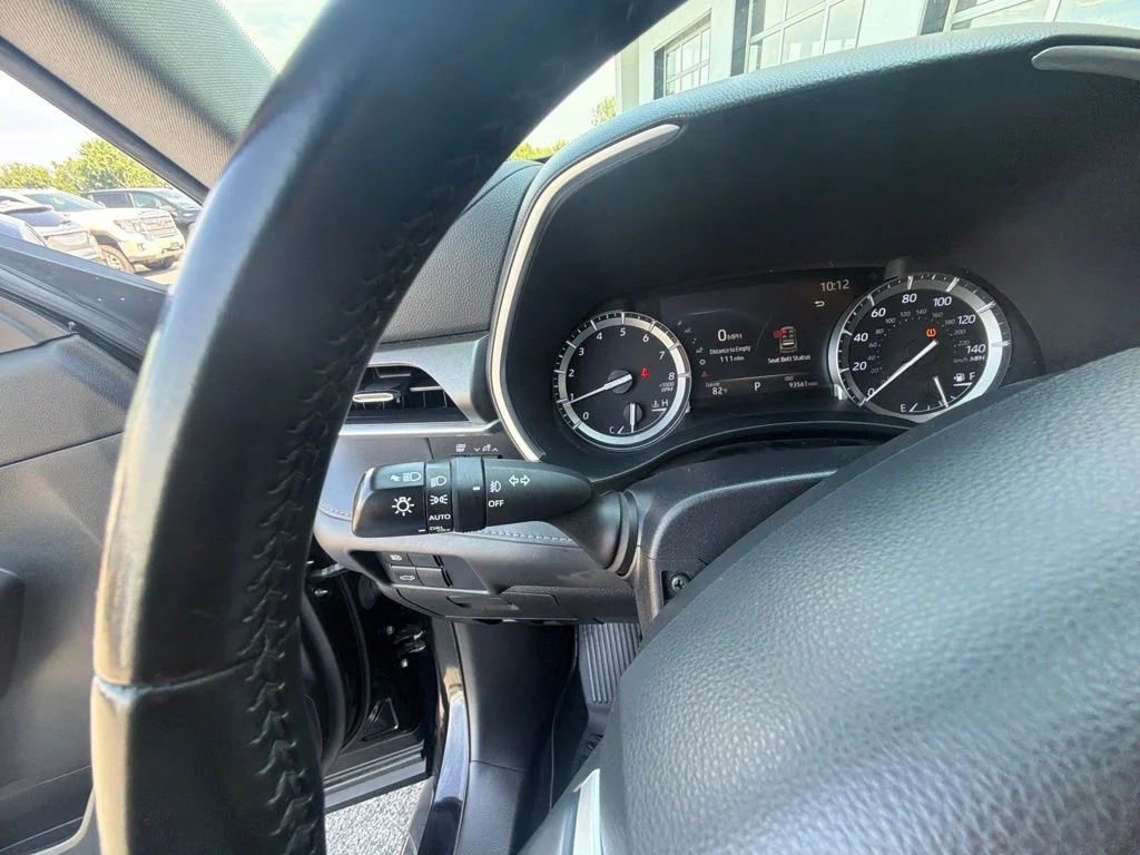 Used 2022 Black Toyota XLE image 37