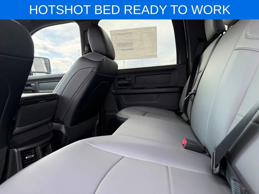 New 2026 Bright White Clearcoat RAM Tradesman image 25