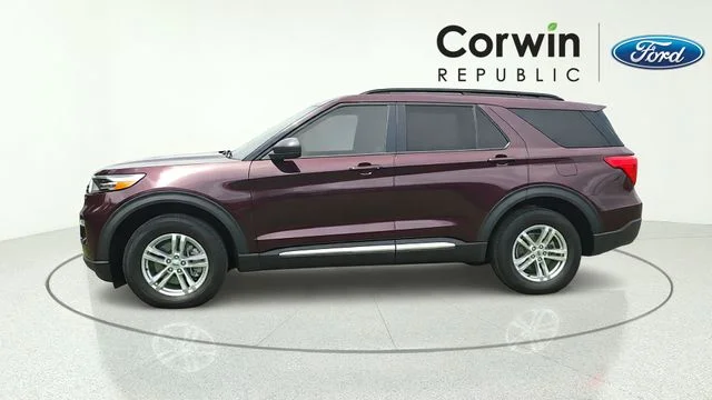 Certified Used 2023 Red Metallic Ford XLT image 4