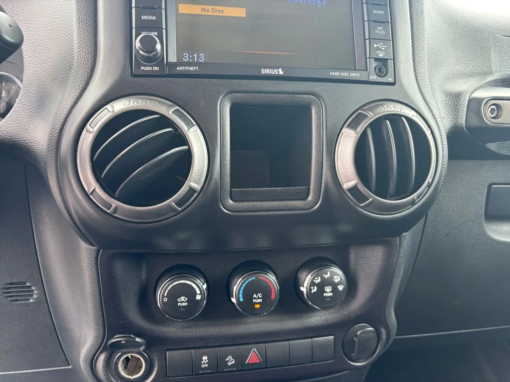 Used 2018 Black Jeep Unlimited Sport image 26