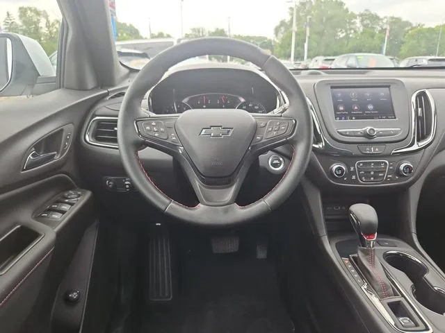 Used 2024 Summit White Chevrolet RS image 13