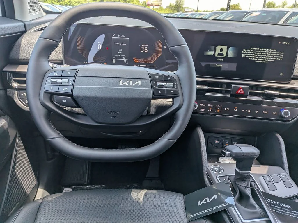 New 2026 White Pearl Kia EX image 38
