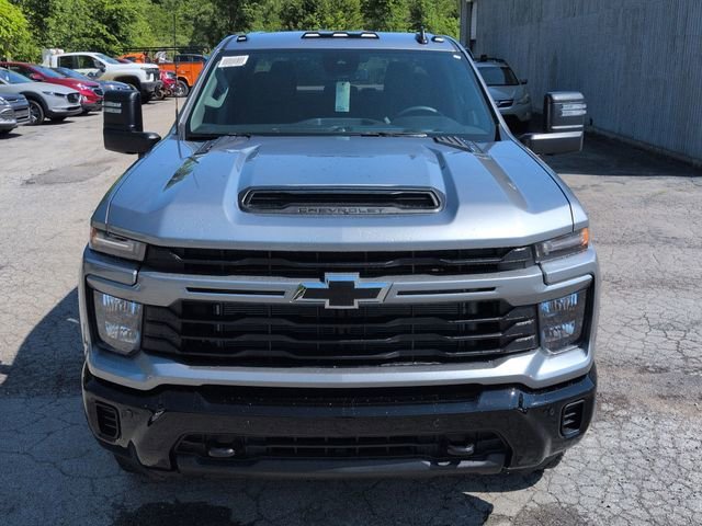 New 2026 Sterling Gray Metallic Chevrolet Custom image 20