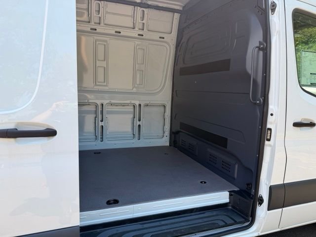 2025 Mercedes-Benz Sprinter Cargo Van Base - Photo 15