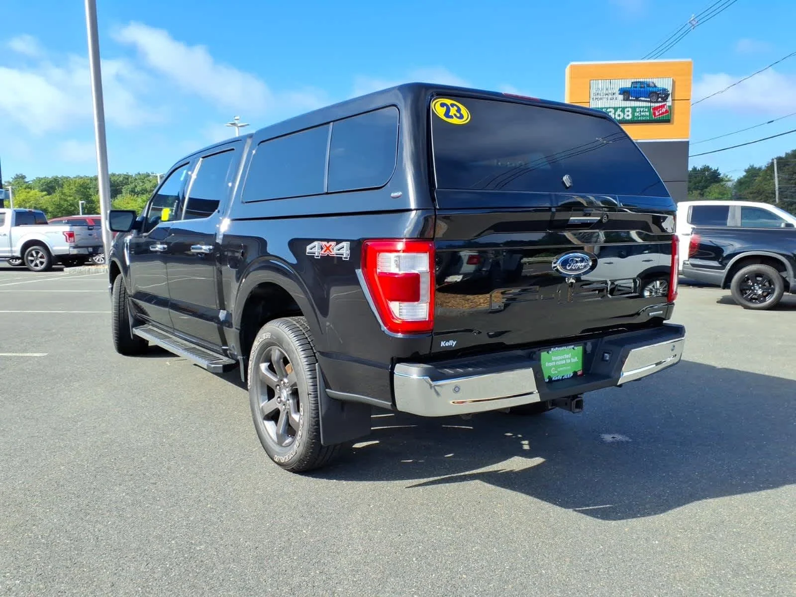 Used 2023 Agate Black Ford LARIAT image 11