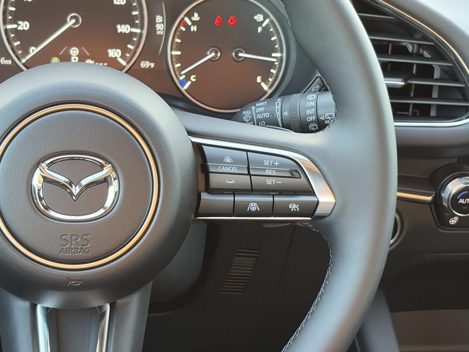 2026 Mazda Mazda3 Turbo Premium Plus - Photo 8